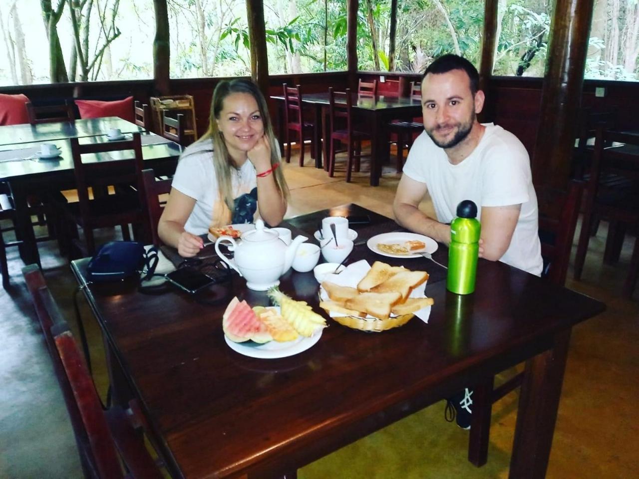 Sigiriya Rock Gate Resort Екстер'єр фото