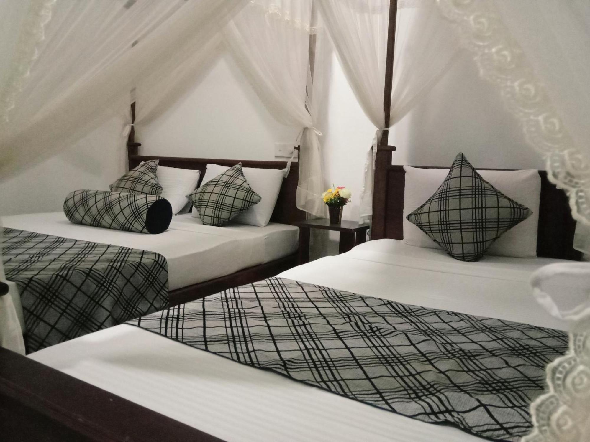 Sigiriya Rock Gate Resort Екстер'єр фото